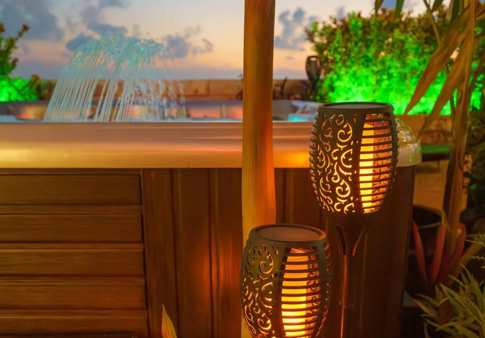 Apartment Luxury 4 Bedroom Penthouse With Private Jacuzzi Steps From Hotel Zone Cancun